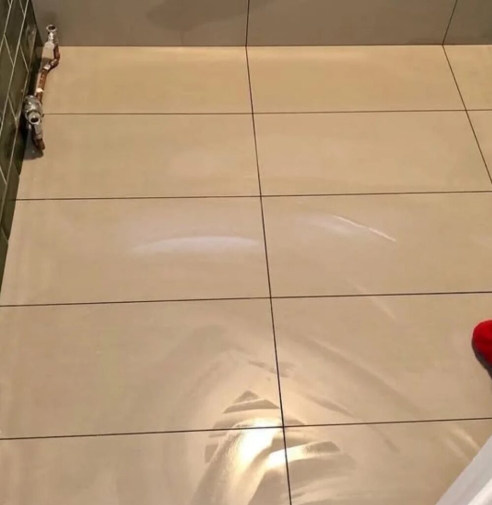 floor tiling bathroom